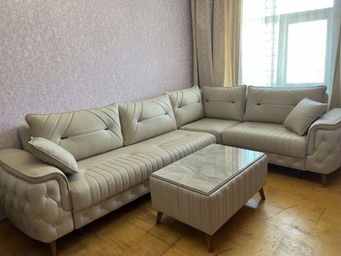 Künc Divan 750₼Satilir. Jurnalni əlavə ödənişləSatılır — Bakı