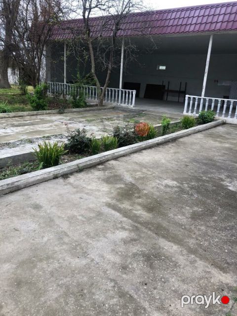 Həyət evi, Ucar ş