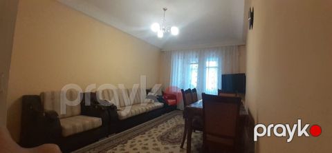 İcarəyə verilir 2 otaqlı köhnə tikili 65 m²