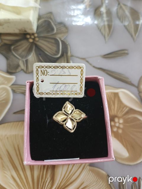 Toy, Üzük, Tiffany, Sarı qızıl, 585 Əyar, Qaşsız — Xırdalan