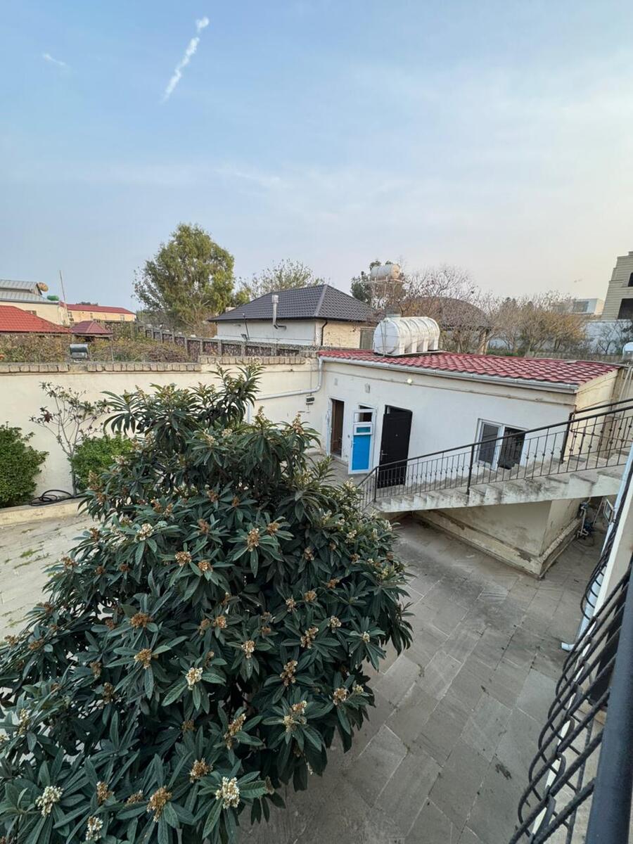 Satılır 7 otaqlı həyət evi/bağ evi 250 m² — Ev, villa, Bakı (9)