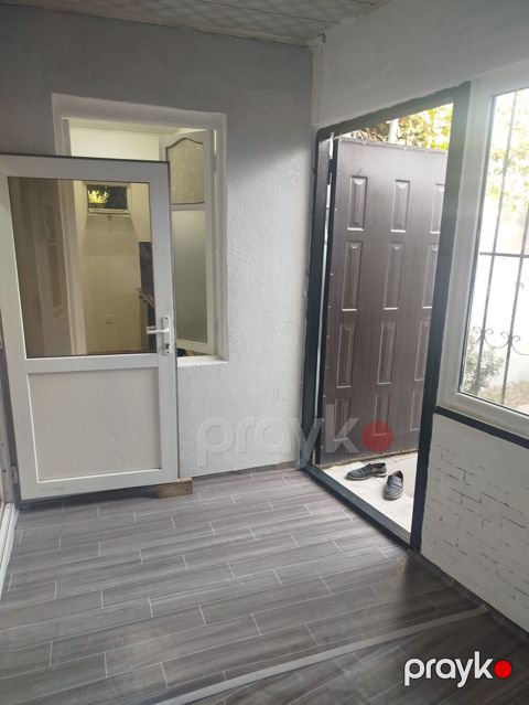 3 otaqlı, 74 kv. m, Kredit yoxdur, Orta təmir
