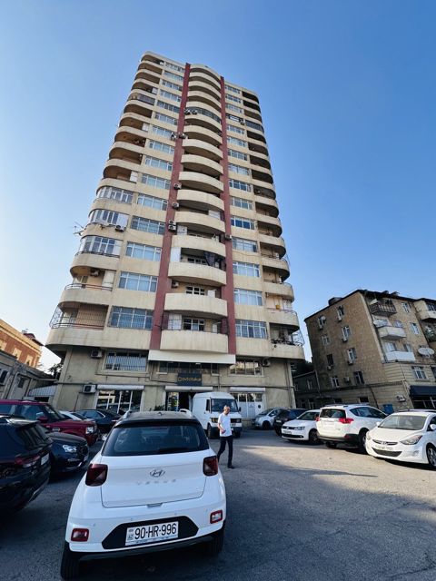 İcarəyə verilir 4 otaqlı yeni tikili 160 m² — Bakı