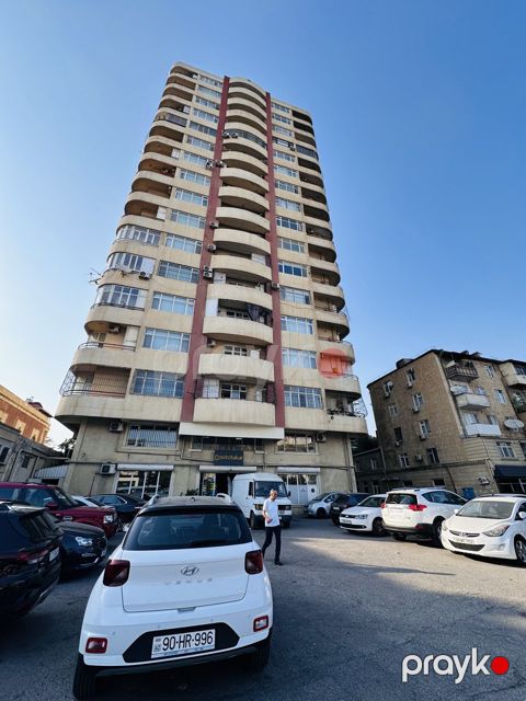 İcarəyə verilir 4 otaqlı yeni tikili 160 m²