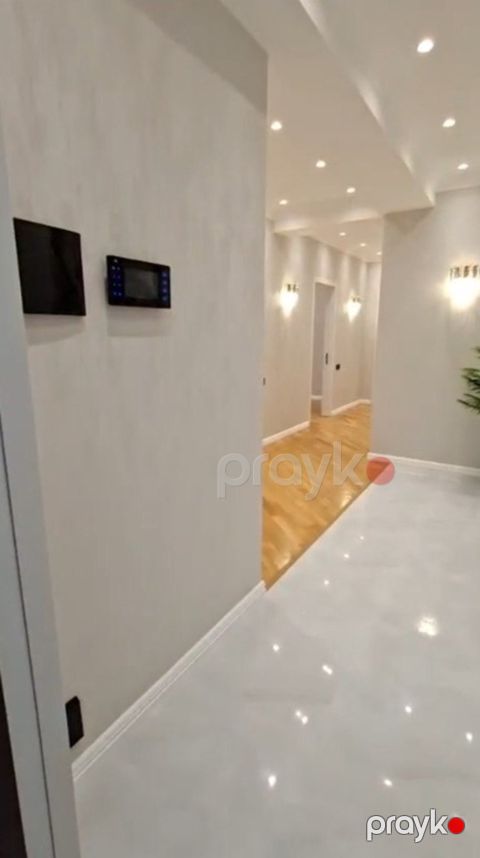 Satılır 3 otaqlı yeni tikili 114 m²