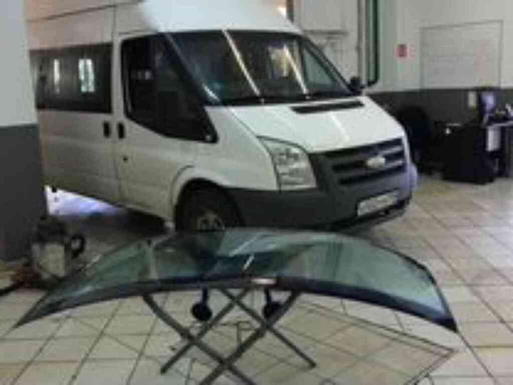 "Ford transit" ön şüşəsi — Ehtiyat hissələri və aksesuarlar, Bakı