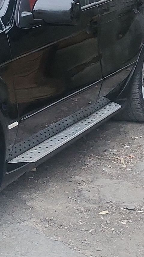 Salam ideal veziyyetde BMW X5 padnoskalari — Bakı