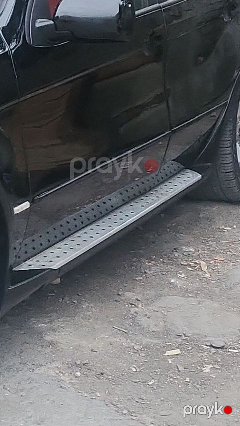 Salam ideal veziyyetde BMW X5 padnoskalari