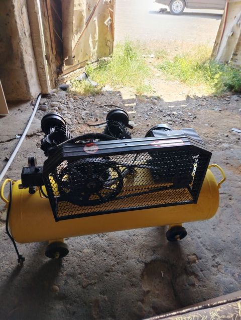 DoweX hava kompressoru 100 litrlik 2 ay işlənib yeni kimidir — Goranboy