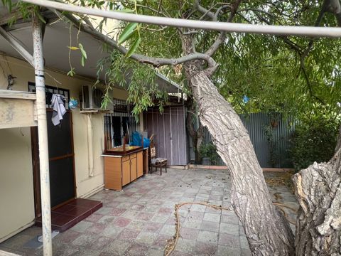 İcarəyə verilir 2 otaqlı köhnə tikili 55 m² — Bakı