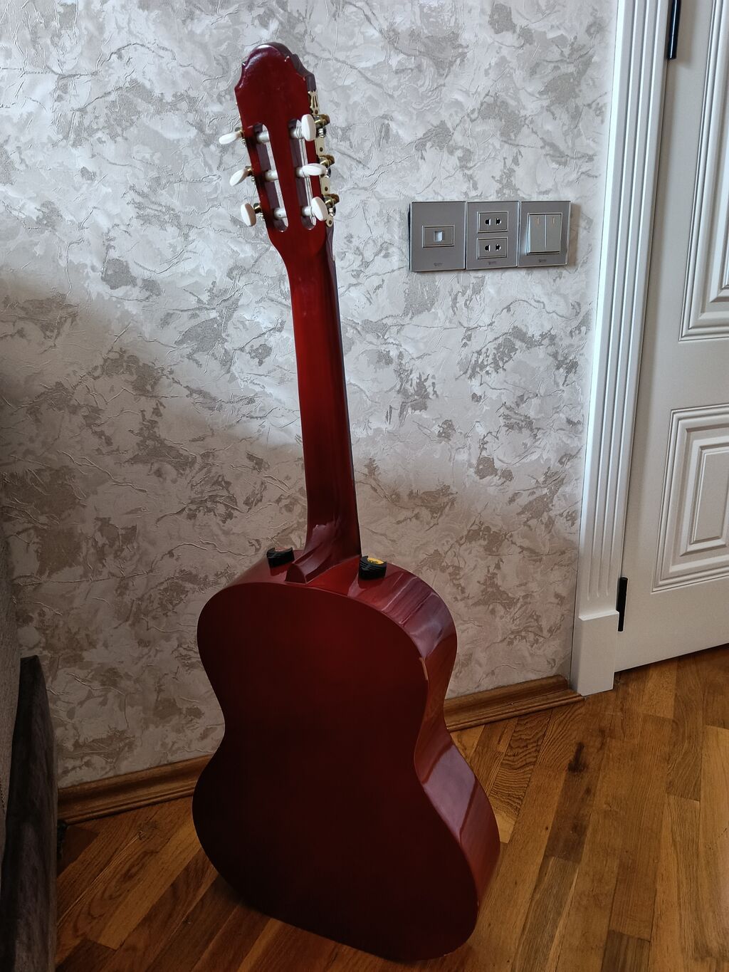 Klassik Gitara Mbta S/N:3910 Tam ölcü:4/4, Rəng:qırmızı — Gitarlar və digər simli alətlər, Bakı (2)