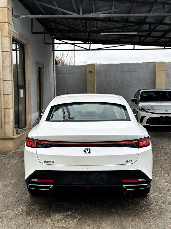 Changan Eado, 1.5 L, 9.07 kWh, 2025 il, yeni — Avtomobillər, Bakı (4)
