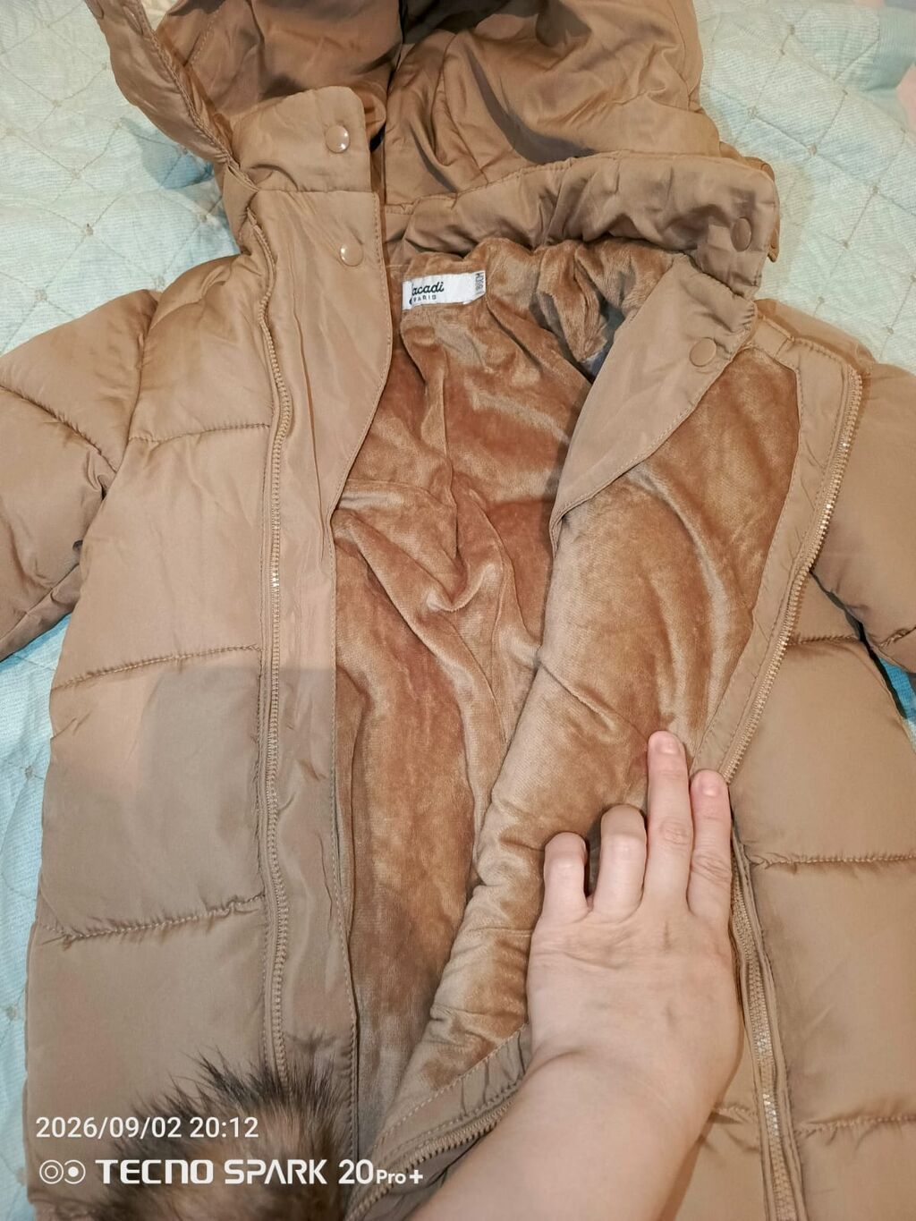 kombinzon satilir geyinilmiyib tezedi papuclari ve elceyi var 1 — Uşaq geyimi, Bakı (2)