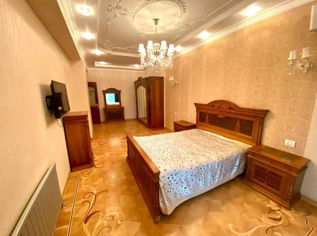 Satılır 3 otaqlı yeni tikili 214 m² — Mənzil, Bakı (12)