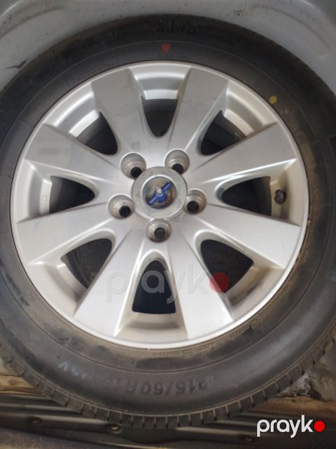 Təkər 215/60 R18