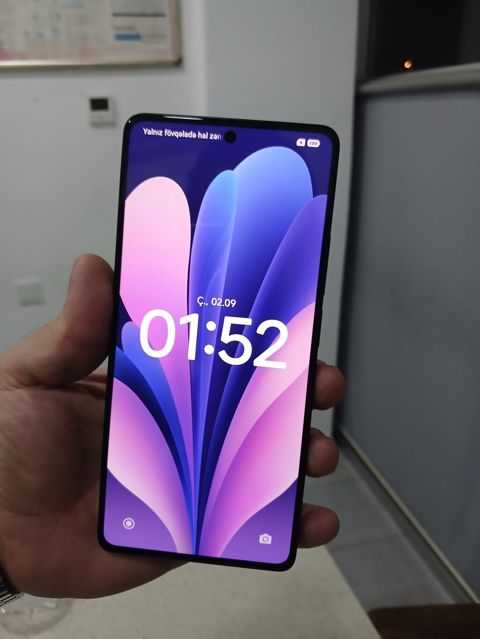 Xiaomi Redmi Note 13 Pro – qutu və aksesuarlarla Əsas xüsusiyyətlər — Bakı
