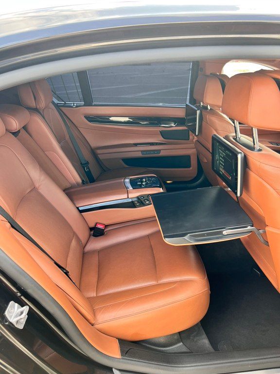 BMW 750, 4.4 L, 2012 il, 109 000 km — Avtomobillər, Gəncə (9)