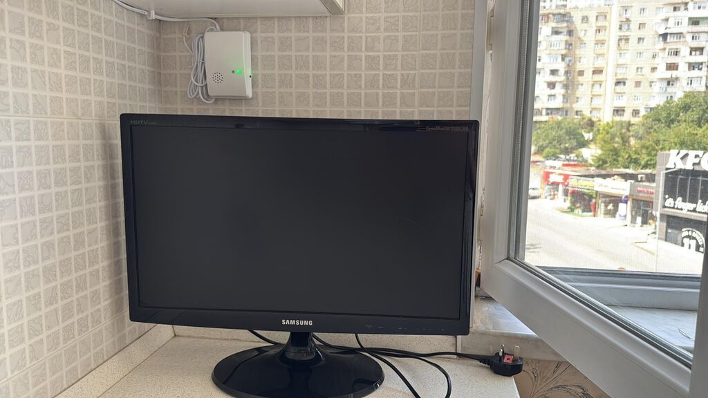 Mütləq Endirim Olacaqdır Məhsul: LED televizorlar və TV stendi — Televizorlar, Bakı (3)
