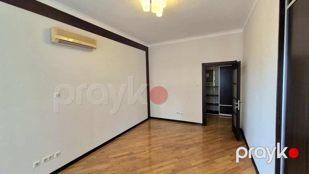 Satılır 5 otaqlı yeni tikili 200 m² — Mənzil, Bakı (6)