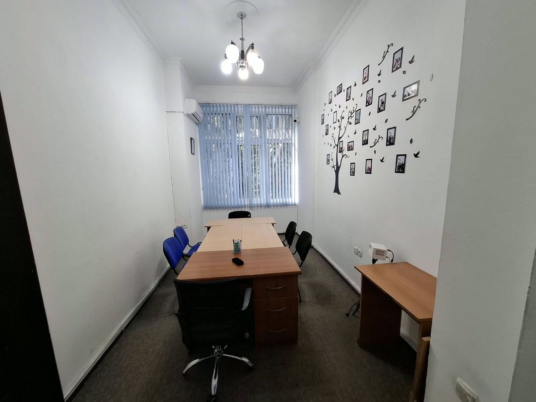 İcarəyə verilir 5 otaqlı köhnə tikili 190 m² — Mənzil, Bakı (10)