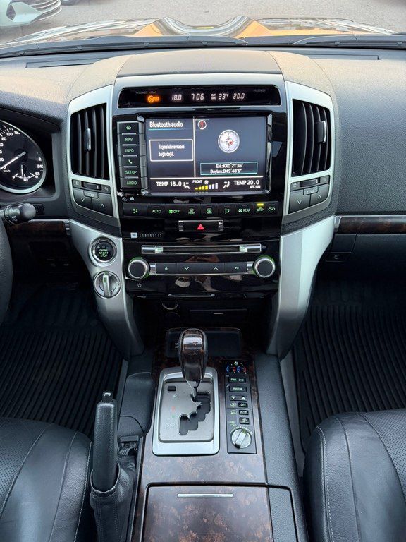 Toyota Land Cruiser, 4.6 L, 2014 il, 271 000 km — Avtomobillər, Bakı (8)