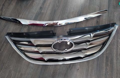 "Hyundai Sonata 2011-2013" radiator barmaqlığı — Bakı