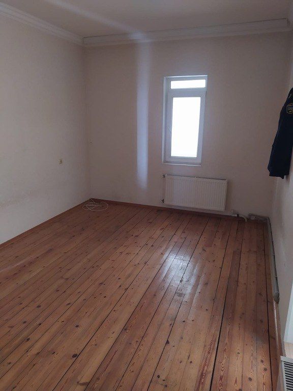 Satılır 4 otaqlı köhnə tikili 110 m² — Mənzil, Bakı (11)