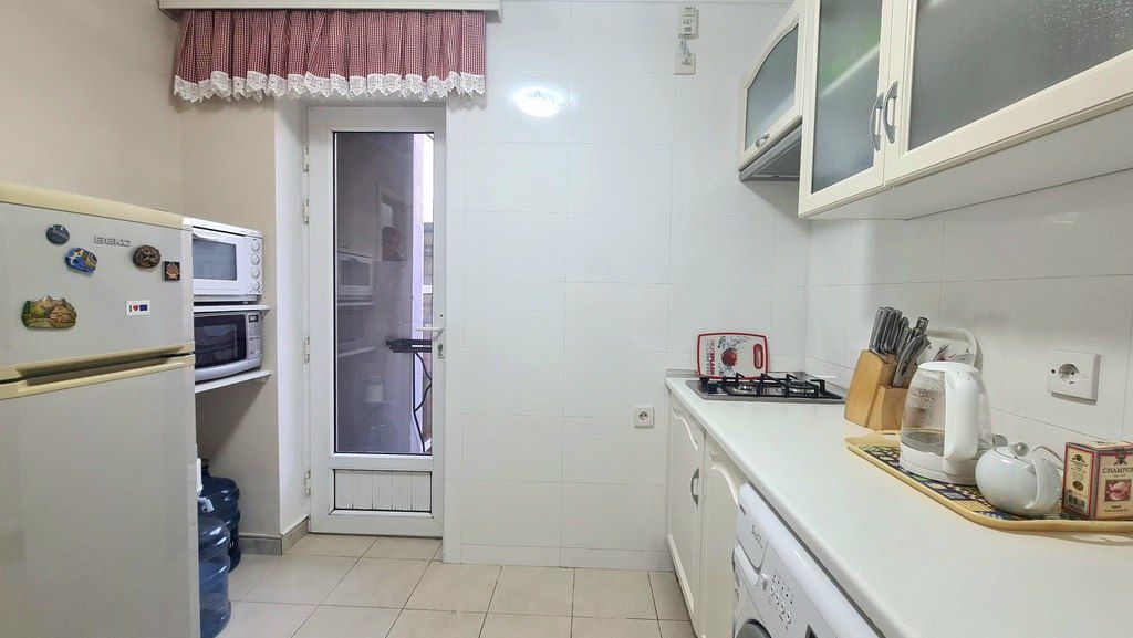 İcarəyə verilir 2 otaqlı köhnə tikili 60 m² — Mənzil, Bakı (8)