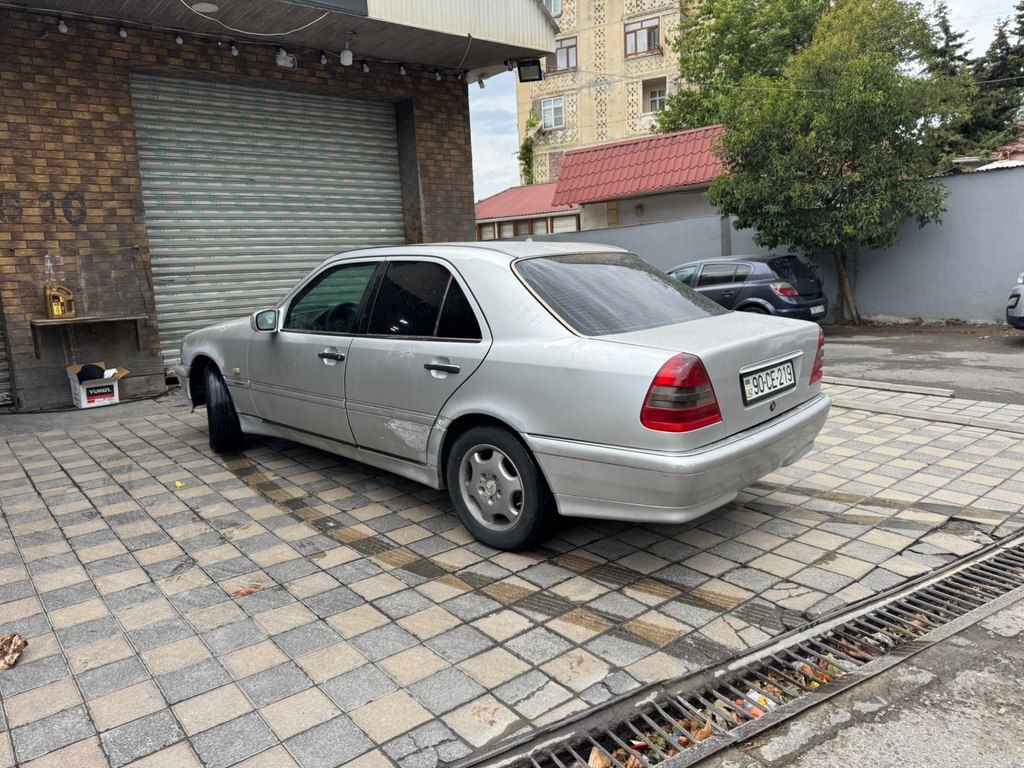 Mercedes C 180, 1.8 L, 1995 il, 457 580 km — Avtomobillər, Bakı (7)