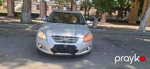 Kia Ceed: 1.6 l 2007 il Universal