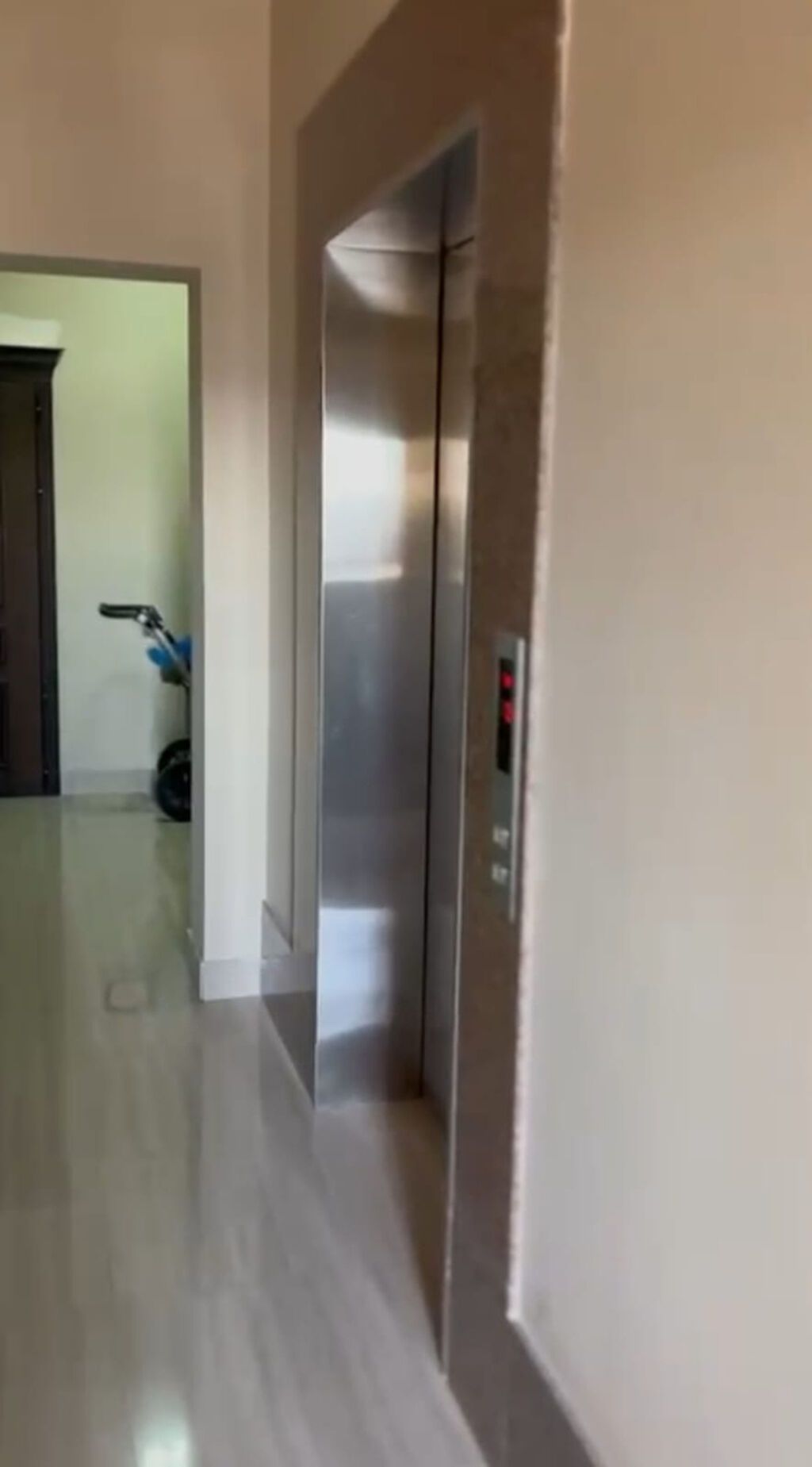 4 otaqlı, 185 kv. m — Mənzil, Bakı (10)