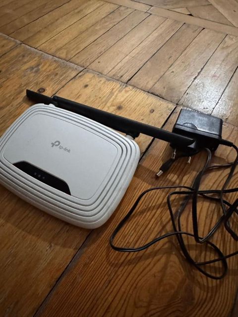 TP-Link TL-WR841N Wi‑Fi router - Brend/model: TP-Link TL-WR841N — Bakı