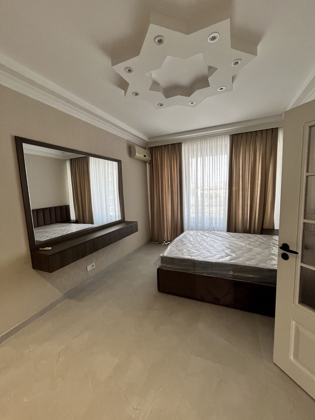 3-otaqlı yeni tikili kirayə verilir, Kazım Kazımzadə küç.,7 125 m² — Mənzil, Bakı (11)