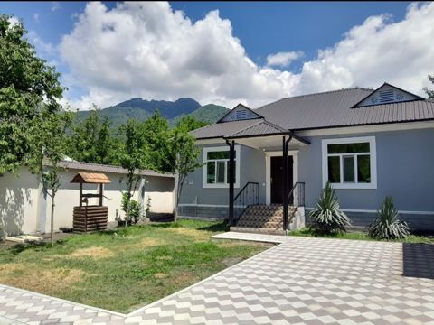 Bağ evi kirayə verilir, Qəbələ ş — Qəbələ