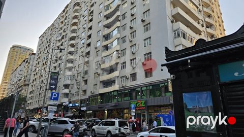 Satılır 3 otaqlı yeni tikili 160 m²