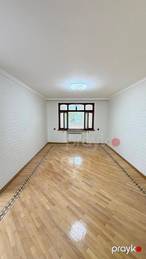 Satılır 3 otaqlı köhnə tikili 50 m²