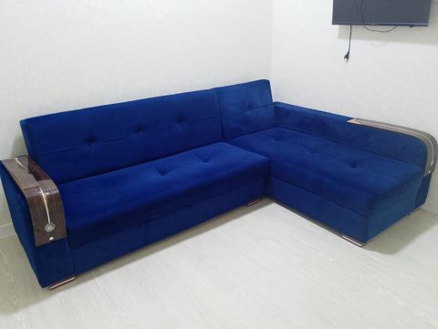 Uqlavoy divan satilir olcu 2.40 1.50 sm acilan bazalidir qiymet 220 — Bakı