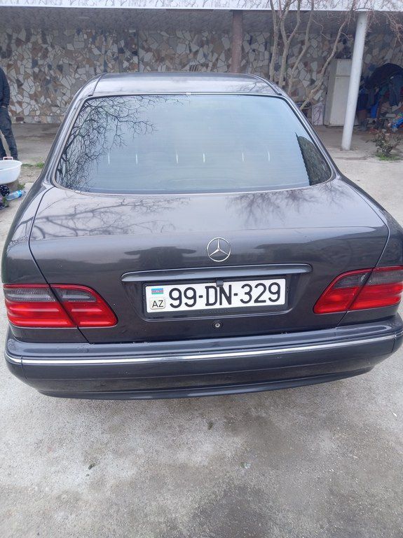 Mercedes E 240, 2.4 L, 2001 il, 326 000 km — Avtomobillər, Xaçmaz (3)