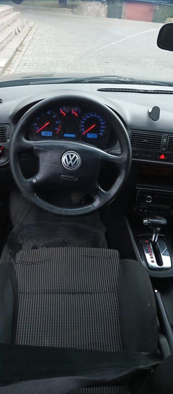 Volkswagen Golf, 3.2 L, 1999 il, 360 000 km — Avtomobillər, Şəki (8)