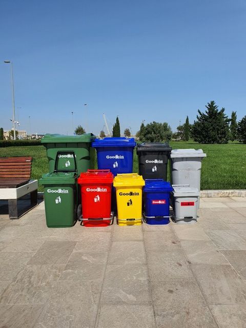 Zibil qutusu — Bakı
