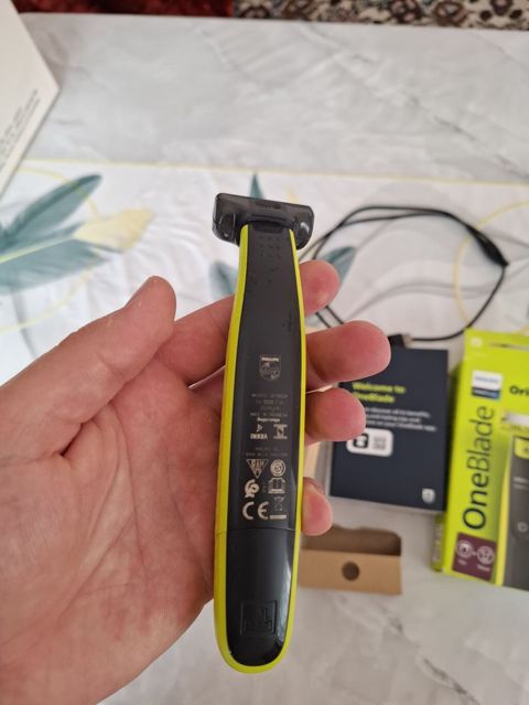 Philips OneBlade ülgüc və trimmer dəsti Xüsusiyyətlər: - Model — Qəbələ