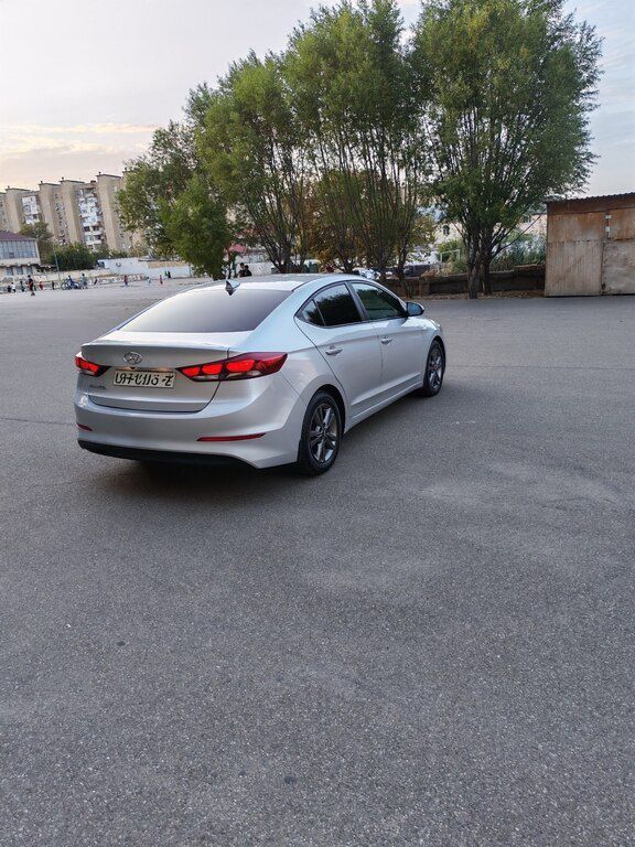 Hyundai Elantra, 2.0 L, 2017 il, 189 000 km — Avtomobillər, Bakı (9)