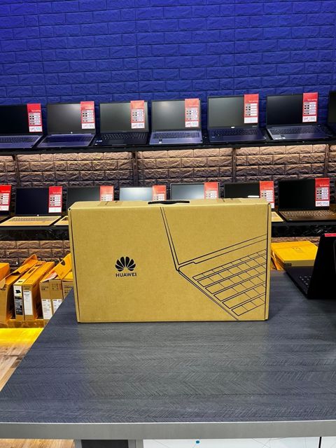 Noutbuk Huawei MateBook D16 — Bakı