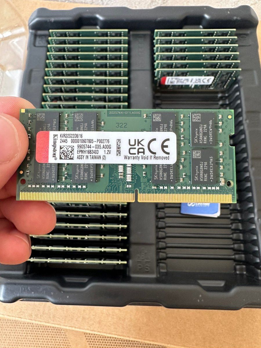 Operativ yaddaş RAM DDR4 16GB 3200Mhz — Elektronika, Bakı (2)