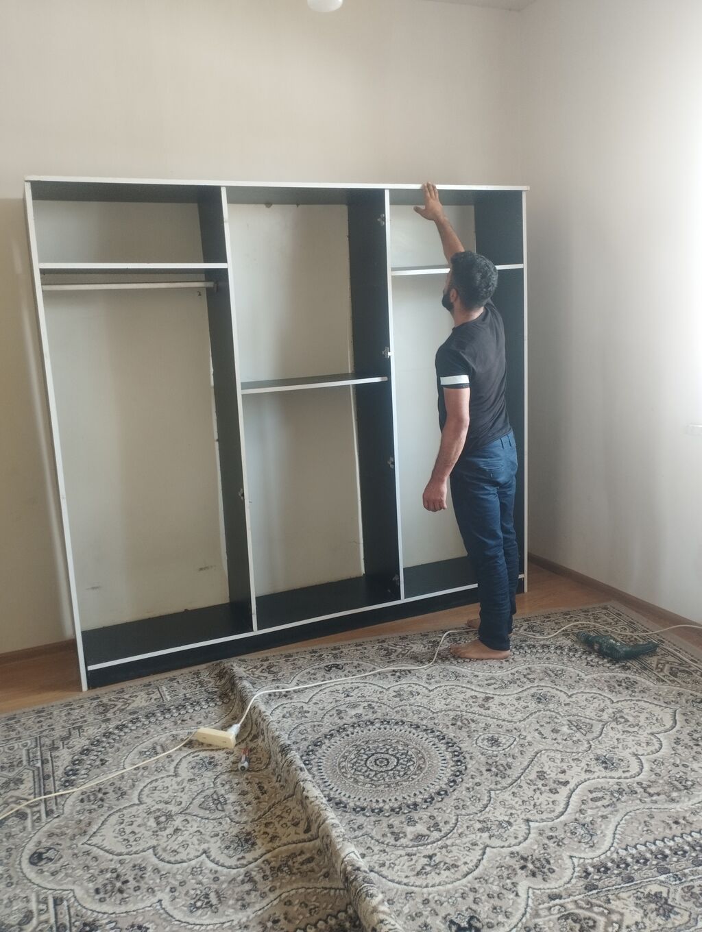 Yataq otağı mebel dəsti (ikinci El Tərkibi: - 4 qapılı, aynalı — Yataq otağı mobilya dəstləri, Xaçmaz (2)