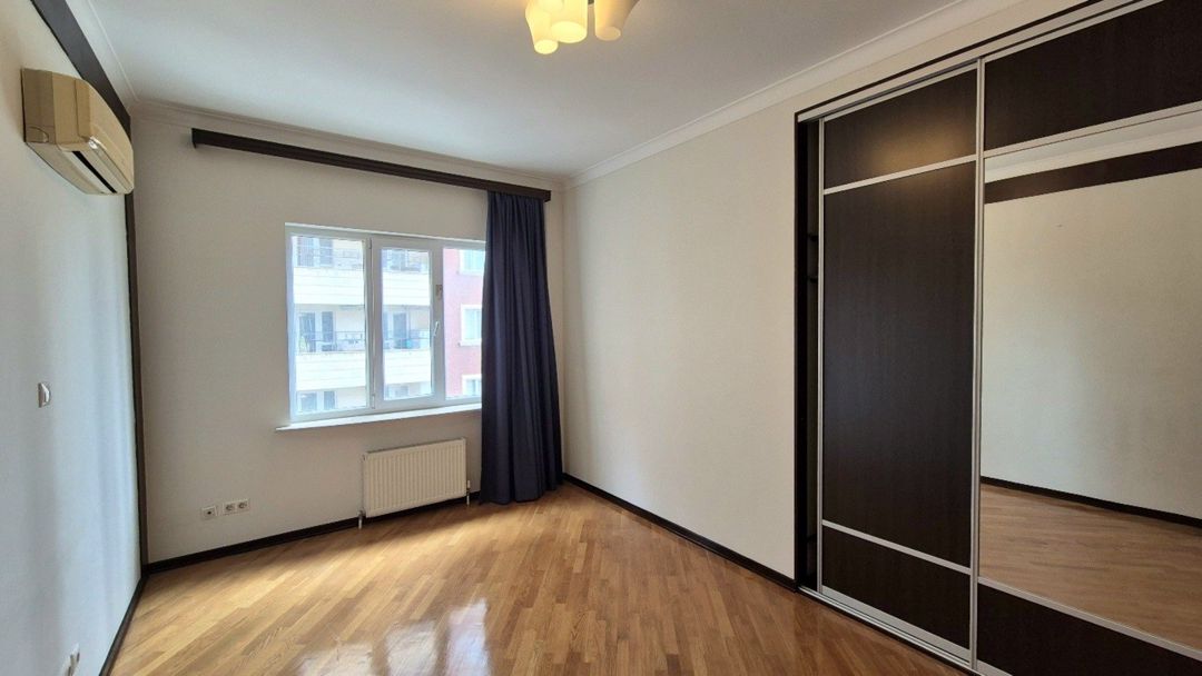 Satılır 5 otaqlı yeni tikili 200 m² — Mənzil, Bakı (2)