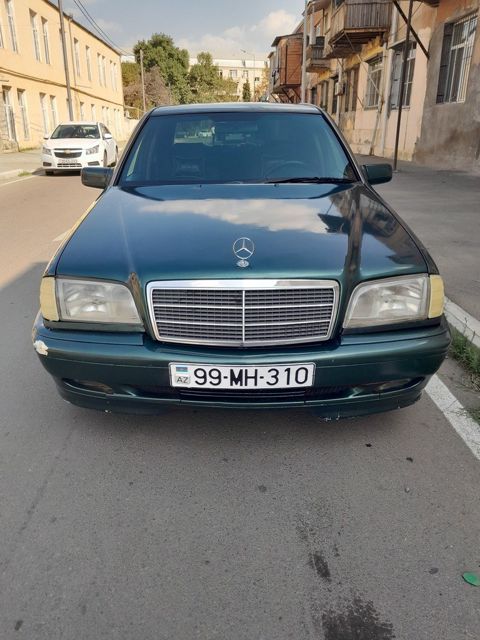 Mercedes C 200, 2.0 L, 1994 il, 396 000 km — Gəncə