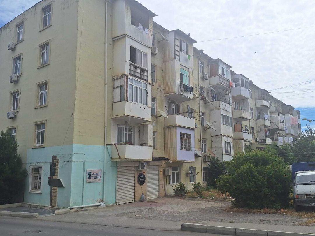 Satılır 2 otaqlı köhnə tikili 48 m² — Mənzil, Bakı