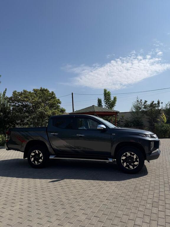 Mitsubishi L200, 2.4 L, 2020 il, 160 000 km — Avtomobillər, Bakı (3)