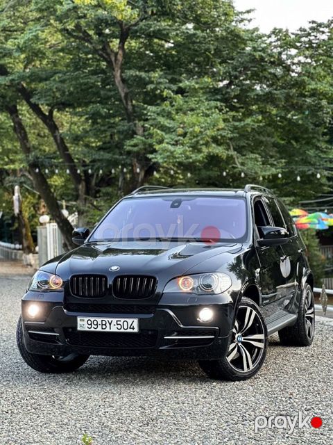 BMW X5, 4.8 L, 2008 il, 268 000 km